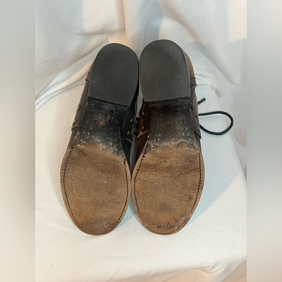 Freebird by Steven Gage Distressed Leather Boots | 9 - Picture 5 of 10